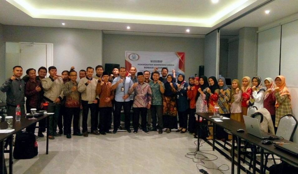 Workshop Peningkatan Kompetensi Dosen Berbasis E-Learning IAIN Surakarta