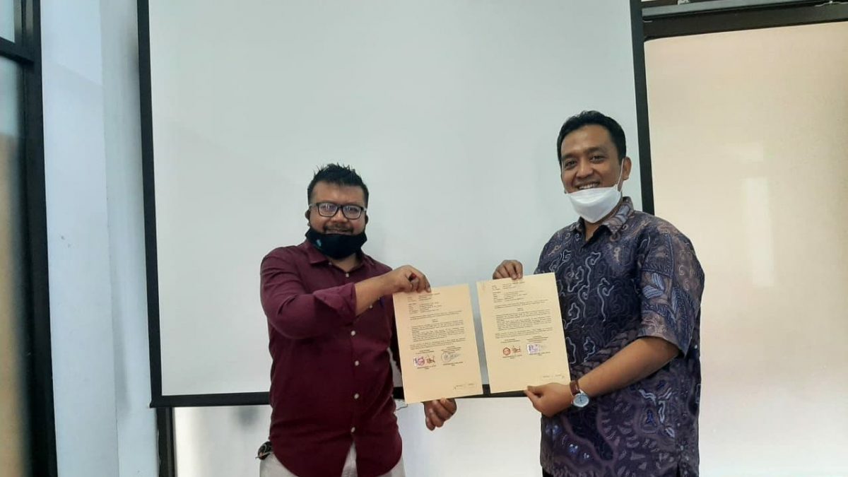 Penandatanganan MoU Implementasi MBKM dengan FTI Universitas Mercu Buana Yogyakarta