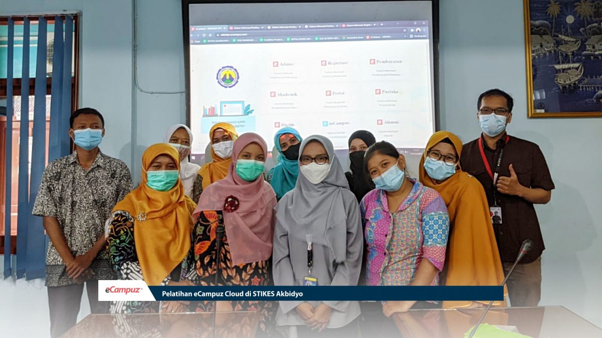 Pelatihan eCampuz Cloud di STIKES Akbidyo