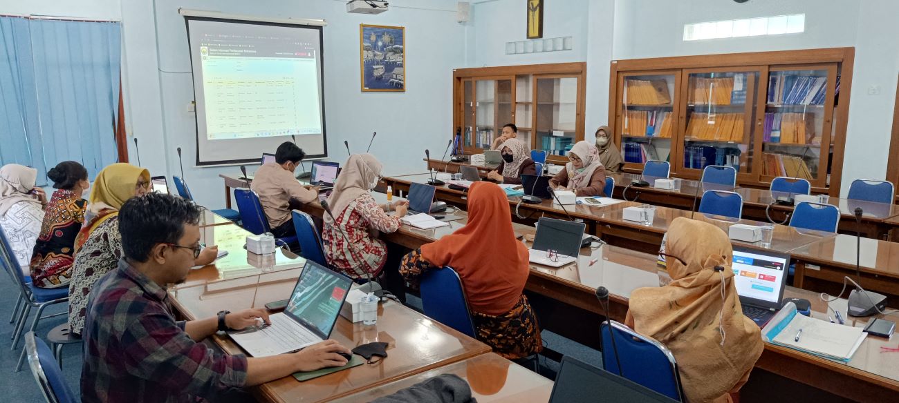 pelatihan-cloud-stikes-akbidyo