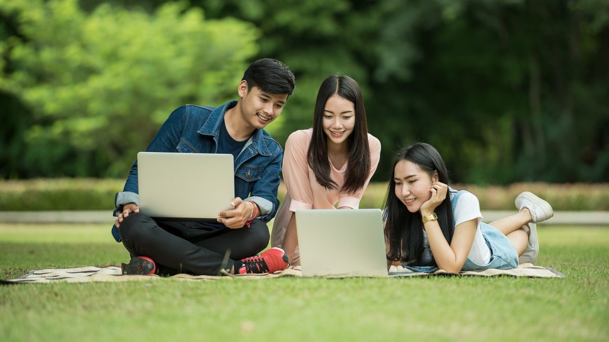 Mengapa Universitas Harus Menggunakan Sistem Informasi Portal Akademik?