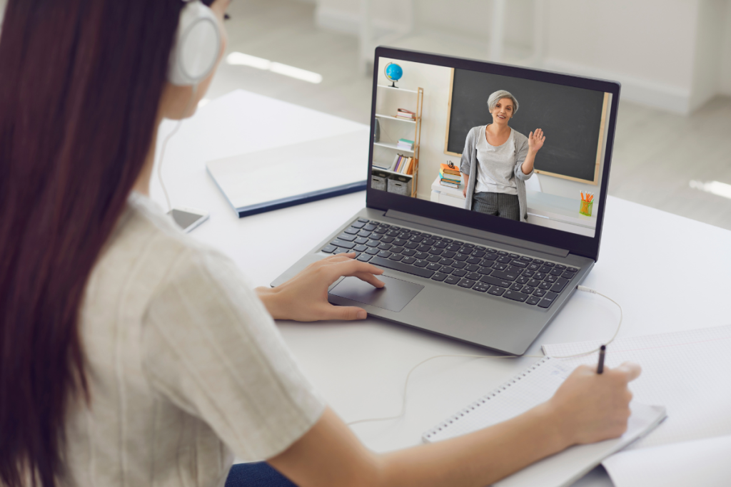 benefit menggunakan eLearning by eCampuz